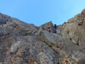 Xavier dans le dièdre gris jaune