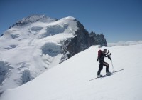 J2 : Vers Roche Faurio. Au fond le Dome des Ecrins