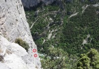 Cordée dans une voie du secteur l