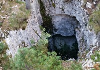 Glacière du Parmelan : trou pour l