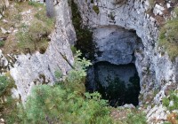 Glacière du Parmelan : trou pour l