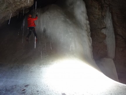 Glacière du Parmelan : première salle